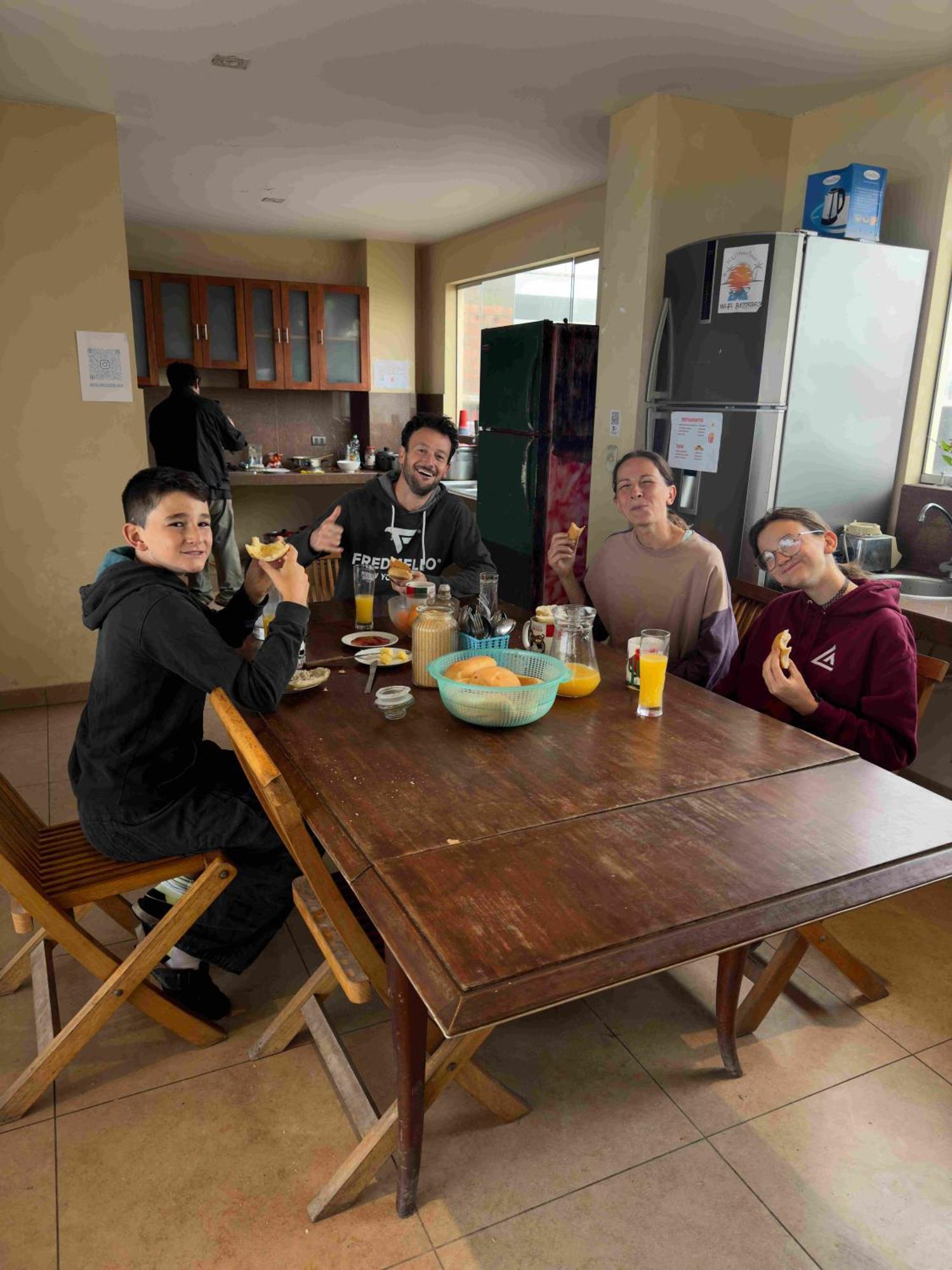 Yolo House Peru Bed & Breakfast Asia Ngoại thất bức ảnh
